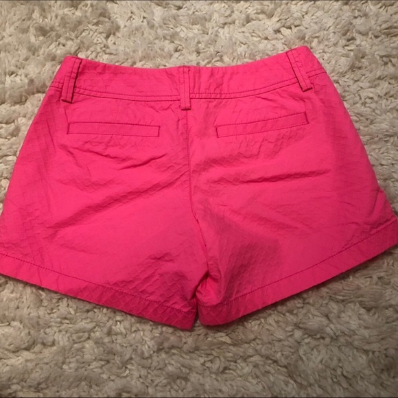 SOLD NWOT Lilly Pulitzer Magenta Callahan Shorts 2 - Picture 4 of 4